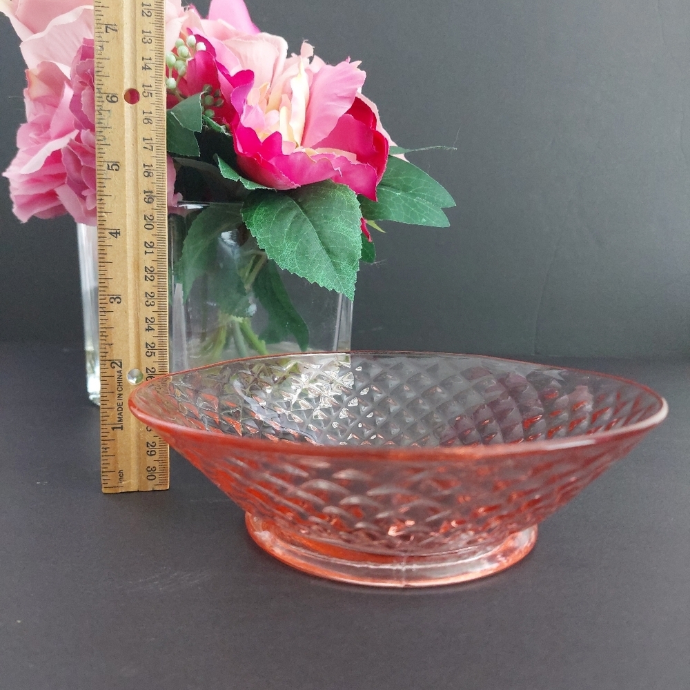 Imperial Glass Pink Depression Glass Diamond Quilted Bowl
